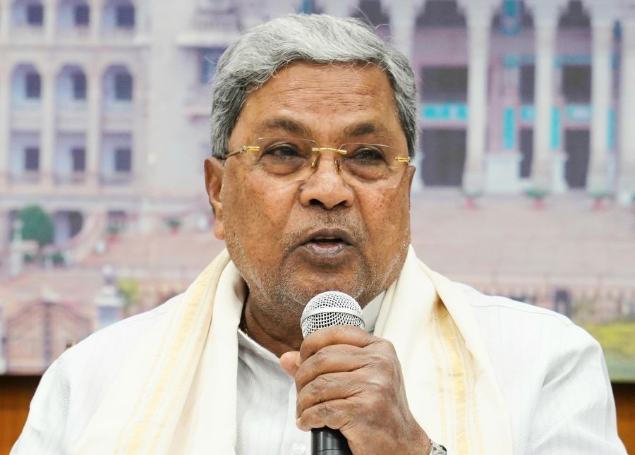 Karnataka CM Siddaramaiah addresses a press conference in Bengaluru on Wednesday, January 08, 2025. (IANS)
