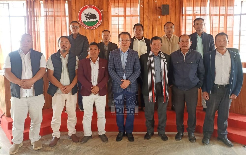 DC Peren, Hiazu Meru with other officials during the oath taking ceremony of government nominee for PTC & JTC held at DC’s conference hall, Peren on January 28.