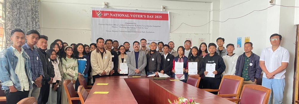 Rahul Bhanudas Mali, IAS DC & DEO along with others at the 15th National Voters Day celebration held on January 25. (Morung Photo)