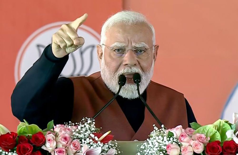 New Delhi: Prime Minister Narendra Modi addresses a public meeting in Rohini, New Delhi, on Sunday, January 5, 2025. (Photo: IANS)