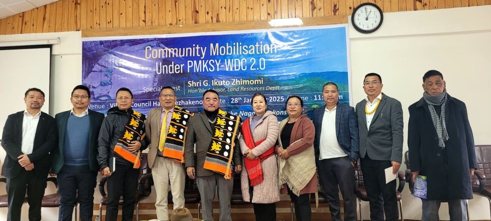 G Ikuto Zhimomi and others during Community Mobilization programme under PMKSY- WDC 2-0 at Khezhakeno on January 28. (Morung Photo)