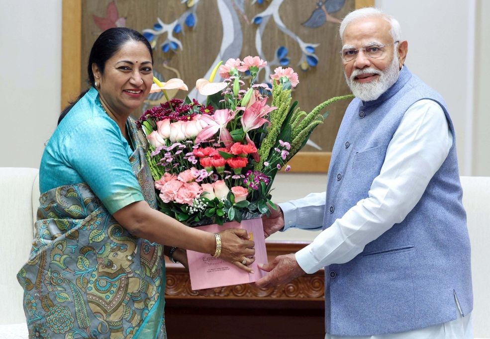 Delhi: Delhi Chief Minister Rekha Gupta meets Prime Minister Narendra Modi in Delhi on Saturday, February 22, 2025.(IANS)