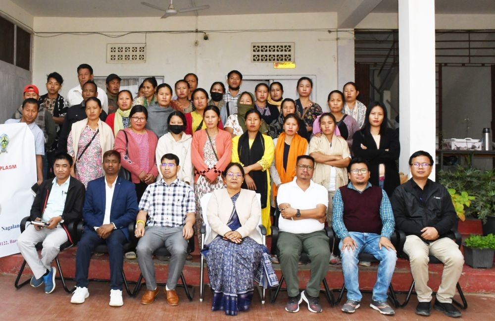 Participants from Old Jalukie, Jalukie-B, Jalukie and Samziuram villages along with officials during the training on February 19.