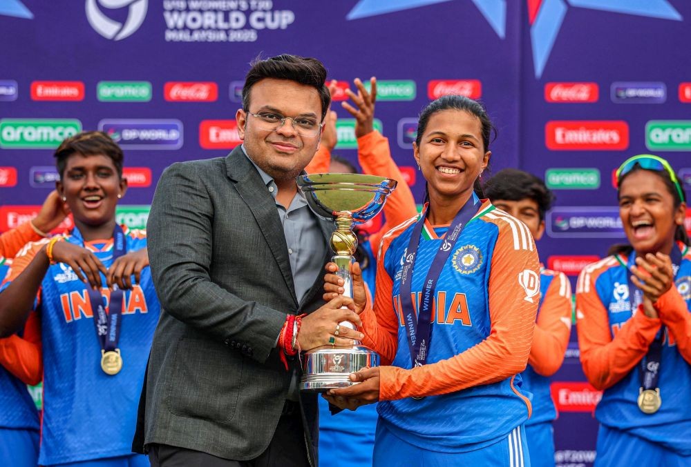 Klang: ICC Chairman Jay Shah presents the trophy to India captain Niki Prasad during the presentation ceremony after India defeated South Africa in the ICC Women's U19 T20 World Cup 2025 final at the Bayuemas Oval in Klang on Sunday, February 2, 2025. (Photo: IANS/@ICC)