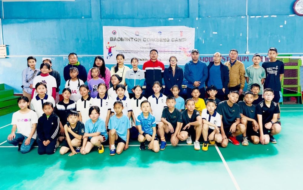 Participants along with EAC Rechalungle, Camp Coaches and organisers of the Badminton Coaching Camp.