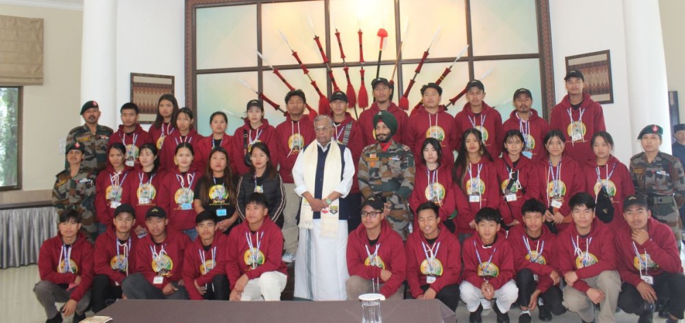 As part of the National Integration Tour under Operation Sadbhavana by Assam Rifles (South), students from various schools of Tengnoupal District of Manipur visited Raj Bhavan, Kohima and interacted with the Governor of Nagaland, La Ganesan, on March 13.