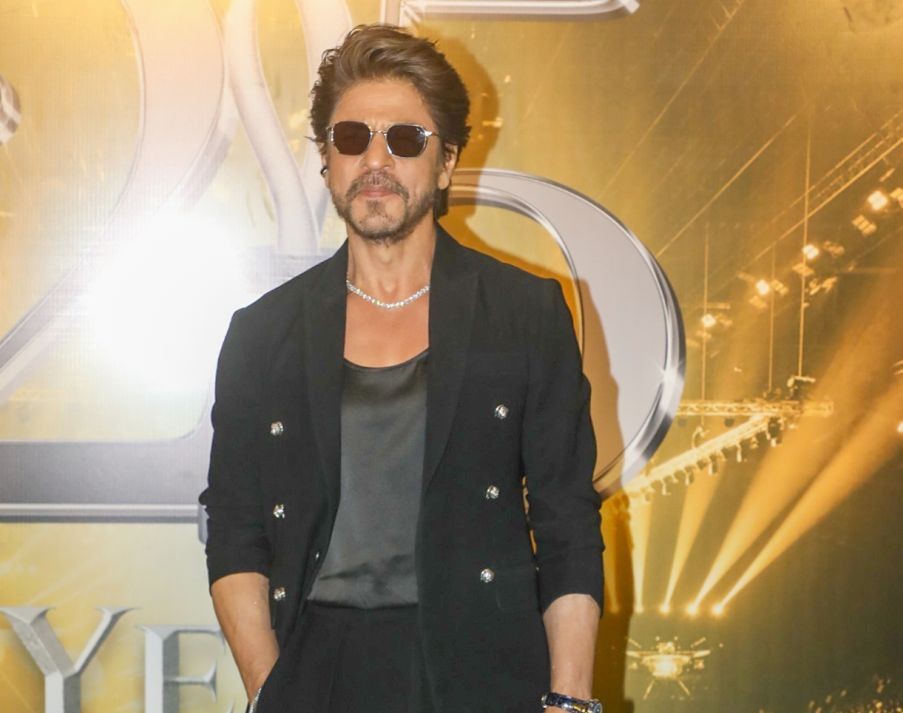 Jaipur: Actor and film producer Shah Rukh Khan at the green carpet during the IIFA Digital Awards 2025 in Jaipur on Sunday, March 09, 2025. (Photo: IANS)
