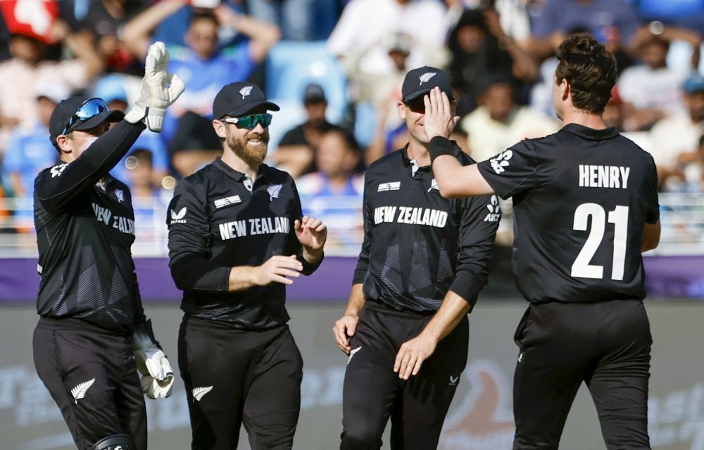 Dubai: New Zealand's players celebrate the dismissal of India's Ravindra Jadeja during the ICC Champions Trophy match between India and New Zealand at Dubai International Stadium, Dubai, on Sunday, March 02, 2025. (Photo: IANS)