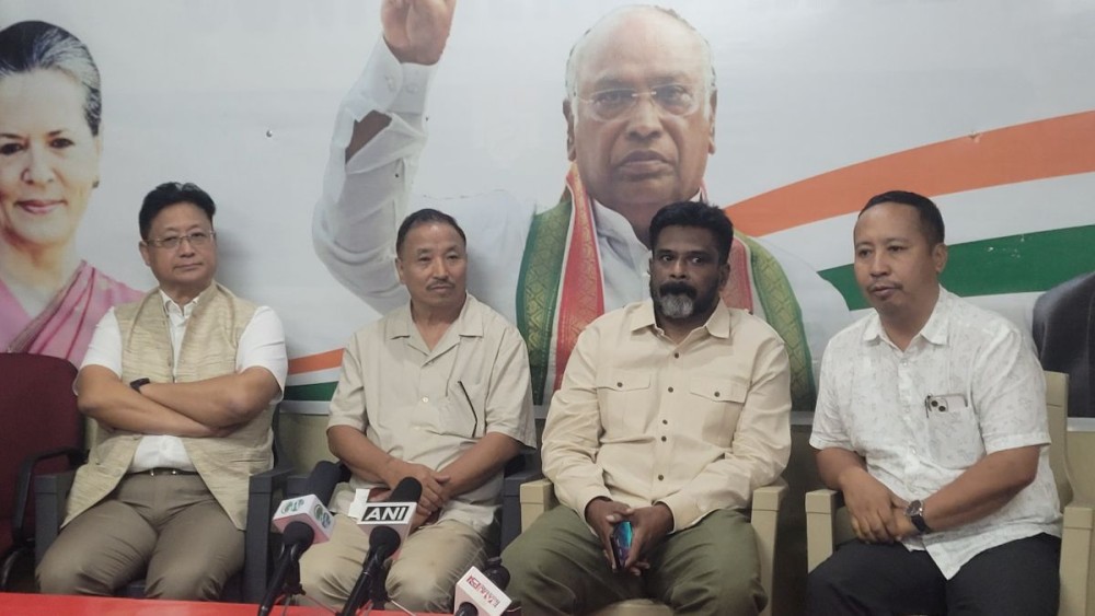 Congress MP Supongmeren Jamir with others during a press conference in Kohima on April 28. (Morung Photo)