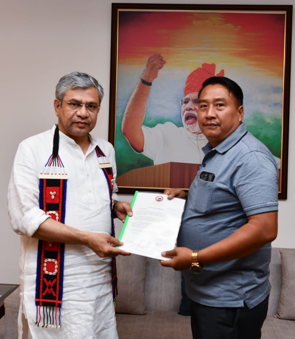 Advisor Sethrongkyu H Sangtam called on Union Minister with Ministry Ashwini Vaishnaw at his Office Chamber in New Delhi on April 9. (Photo Courtesy: X)