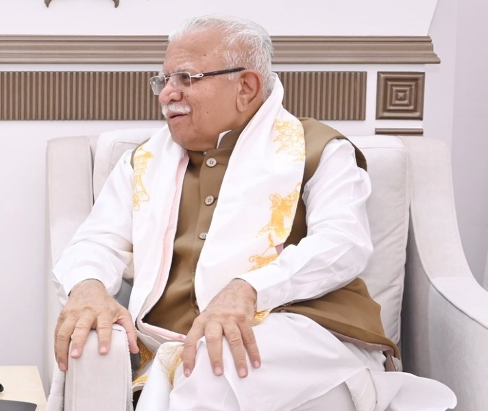 Minister of Housing and Urban Affairs Manohar Lal Khattar (Photo: Facebook)
