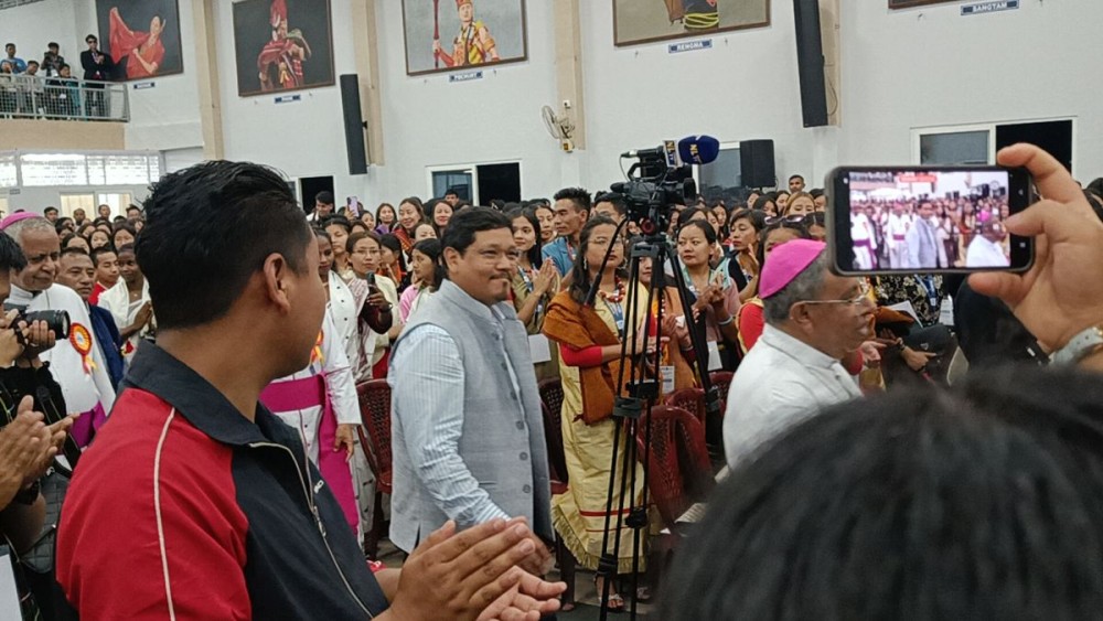 Chief Minister of Meghalaya, Conrad K. Sangma arriving at the inaugural programme of the 5th Regional Youth Convention 2025 at the Golden Jubilee Hall, Cathedral Kohima on the evening of June 27.