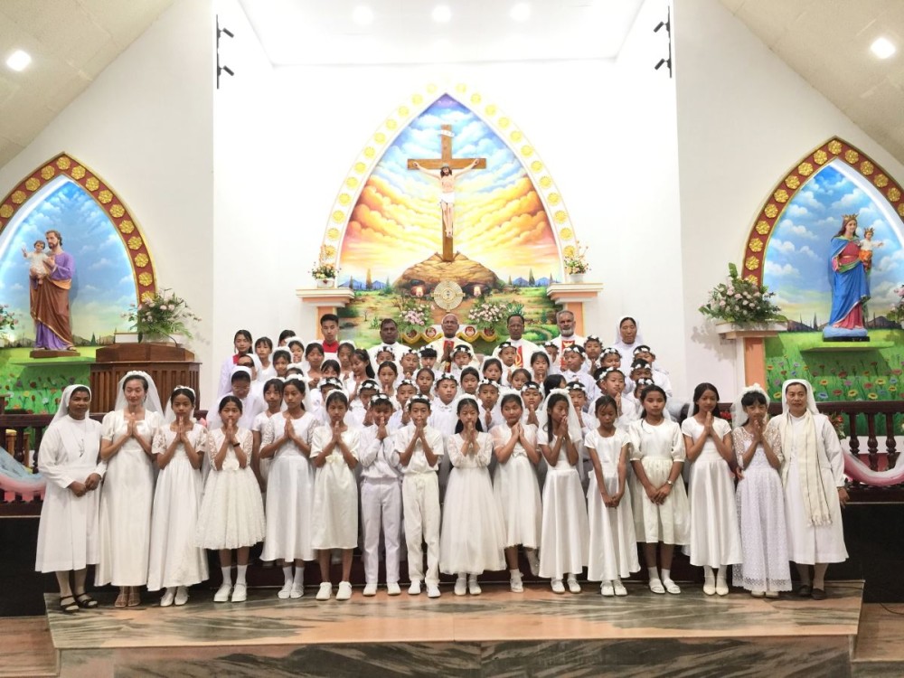 Rev. Fr. A.D. Jose with fellow clergy, nuns and the communications.