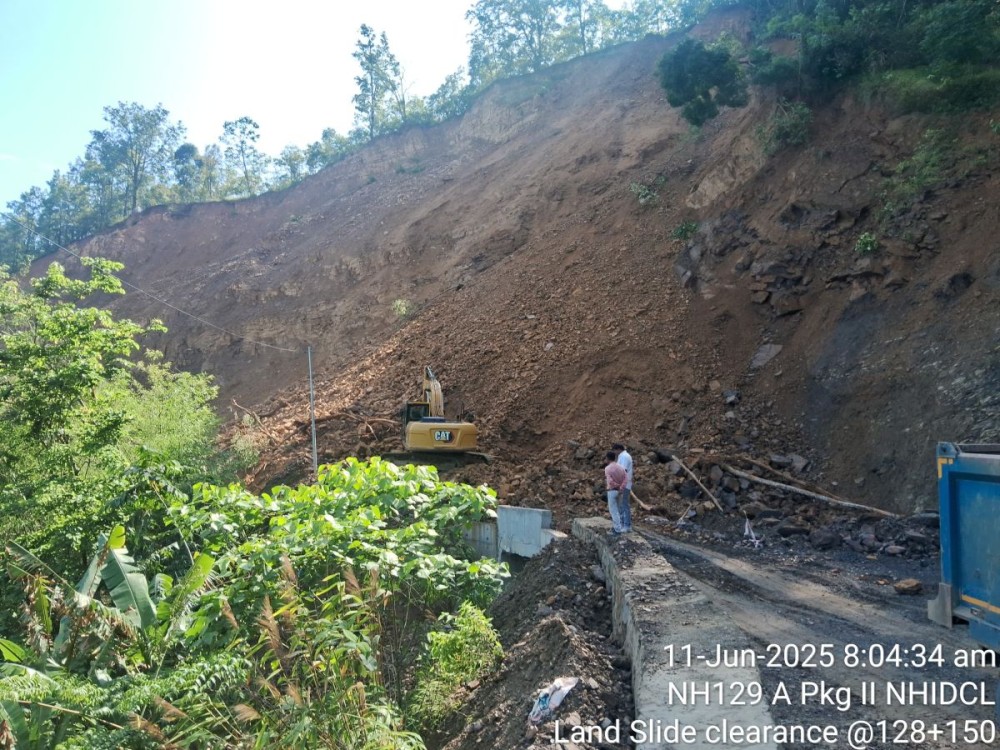 Landslide occurred at NH 129A Peren-Dimapur Road (Package-II) in Old Jalukie (Upper).