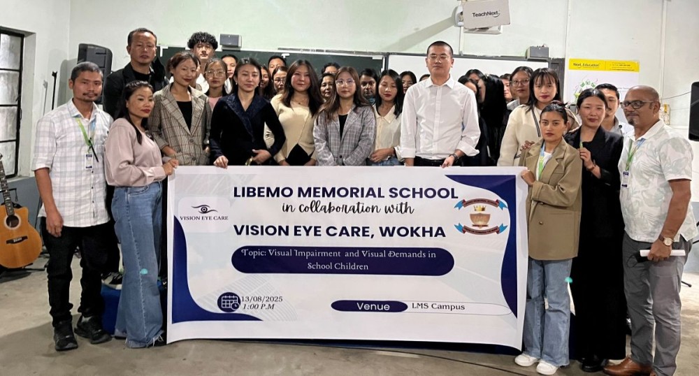 Special guest along with Y Porenthung Odyuo, LMS principal and school teachers. (Morung Photo)