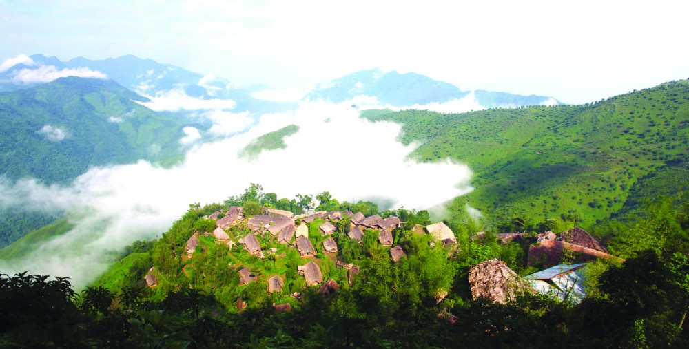 Misty Khanmoi village. In the old days, tribes used to build fortresses around their villages, a practice that is no longer practiced.
