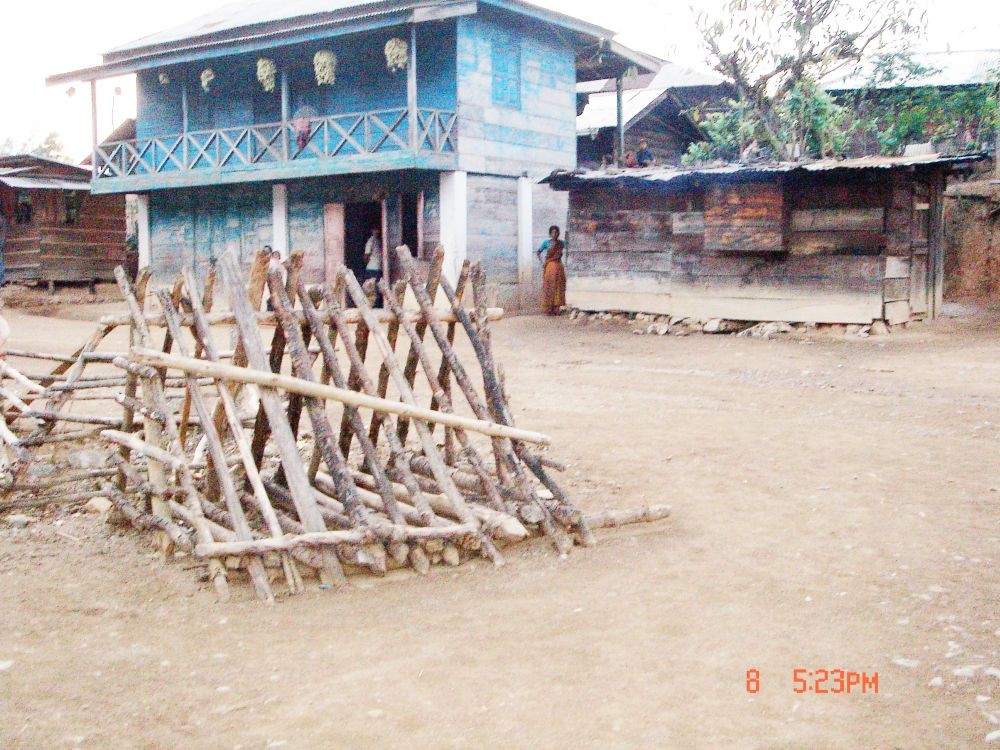 Moya village “jail” stands at the heart of the village as a warning for all. (MExPix)