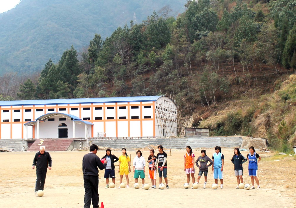 Robert Begerau, a former football trainer and psychologist from Germany, has been training young students in football at St. Joseph’s College, Jakhama, for around three weeks now.