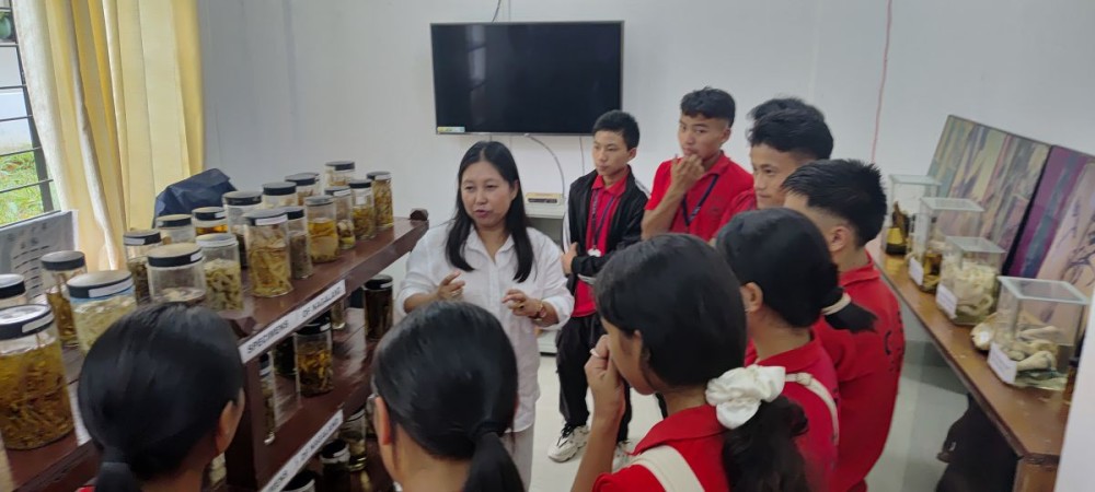 Class 10 students from Government Higher Secondary School in Peren district visited the School of Agricultural Sciences (SAS) at Nagaland University, Medziphema campus, on August 29.