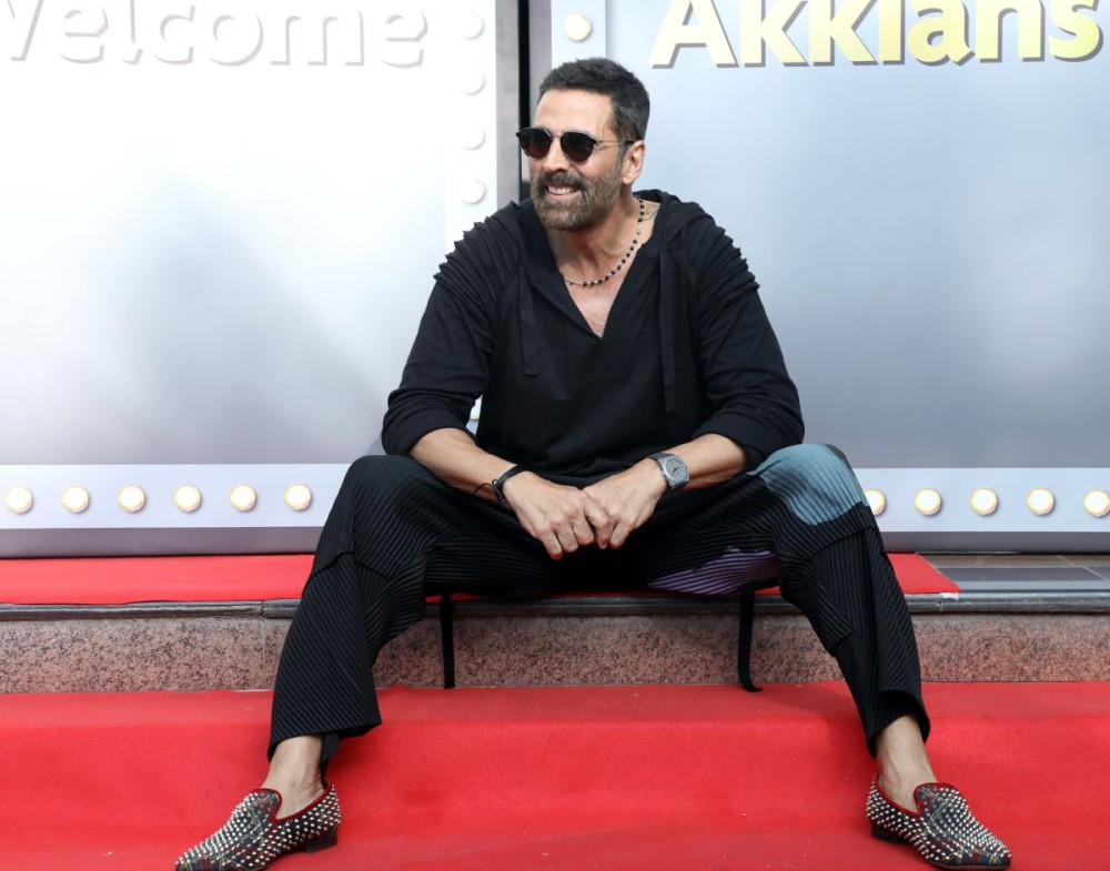 Mumbai: Actor Akshay Kumar poses for photographs in Bandra, Mumbai, on Tuesday, September 9, 2025. (Photo: IANS)