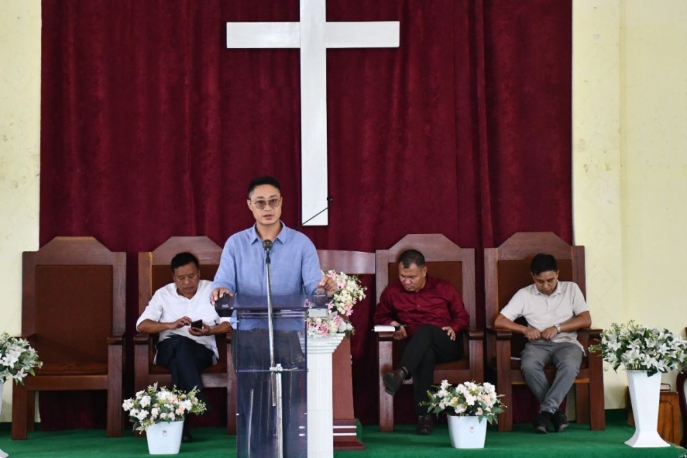 Member of the District Consumer Redressal Forum, Wokha, addressing the gathering at Witter Theological College Wokha during the Consumer Awareness Programme held across four educational institutions in Wokha on September 22.