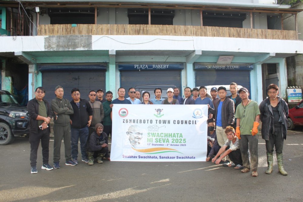 Zunheboto Town Council Officials during a mass social work at Zunheboto on September 24. (Morung Photo)