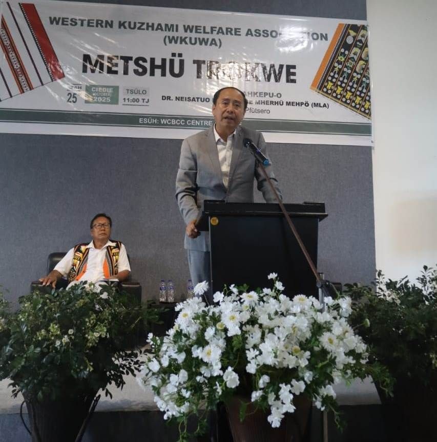 Dr. Neisatuo Mero addressing WKUWA’s Metsü Trokwe Mehpö on October 25.
