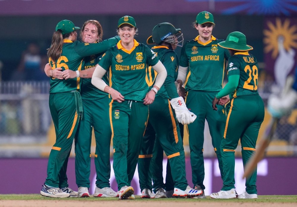 Guwahati: South Africa's Nadine de Klerk celebrates with teammates the dismissal of England's Danni Wyatt-Hodge during the ICC Women’s World Cup semi-final match between England Women and South Africa Women at Barsapara Stadium in Guwahati on Wednesday, October 29, 2025. (Photo: IANS)