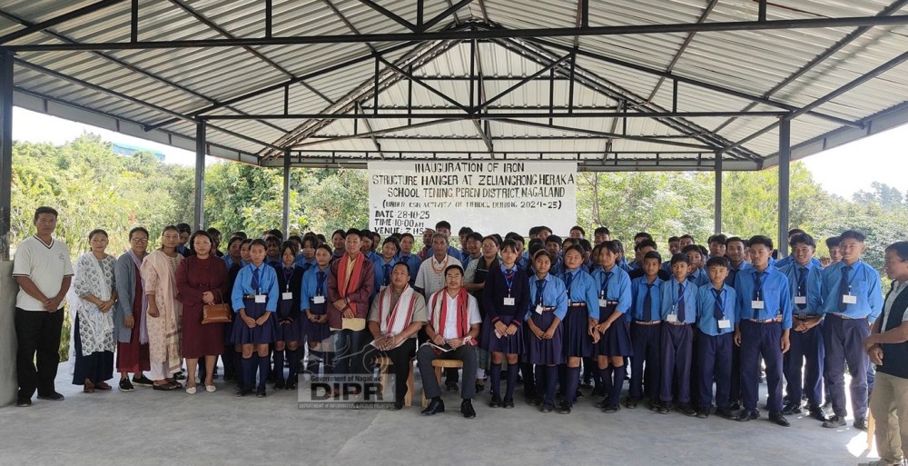 ADC Tening, FiirhesieNyuwi with I.N Jamir and students during the inauguration of the Iron Structure Hanger at ZeliangrongHeraka School. (DIPR Photo)