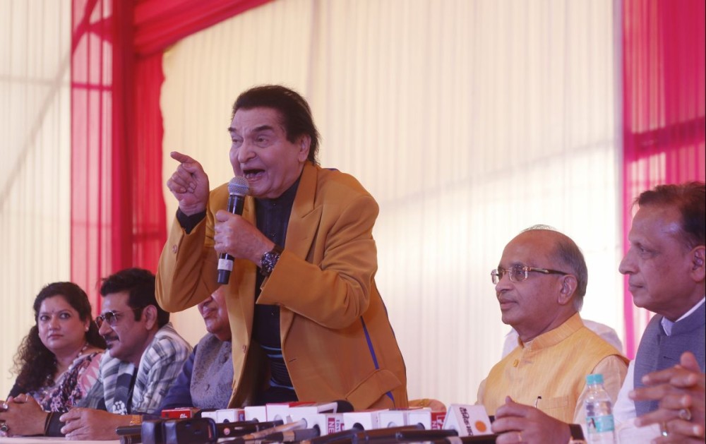 New Delhi: Actor and director Asrani, along with Arjun Kumar, President of the Luv Kush Ramlila Committee, and others, addresses a press conference at Lal Quila Ground in New Delhi on Sunday, September 22, 2024. (Photo: Wasim Sarvar)