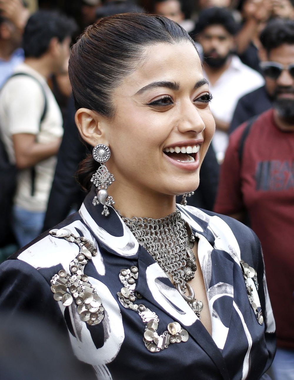 New Delhi: Actress Rashmika Mandanna visits Jain Chawal Wale to promote the upcoming movie THAMMA at Connaught Place, in New Delhi on Wednesday, October 15, 2025. (Photo: IANS/Wasim Sarvar)