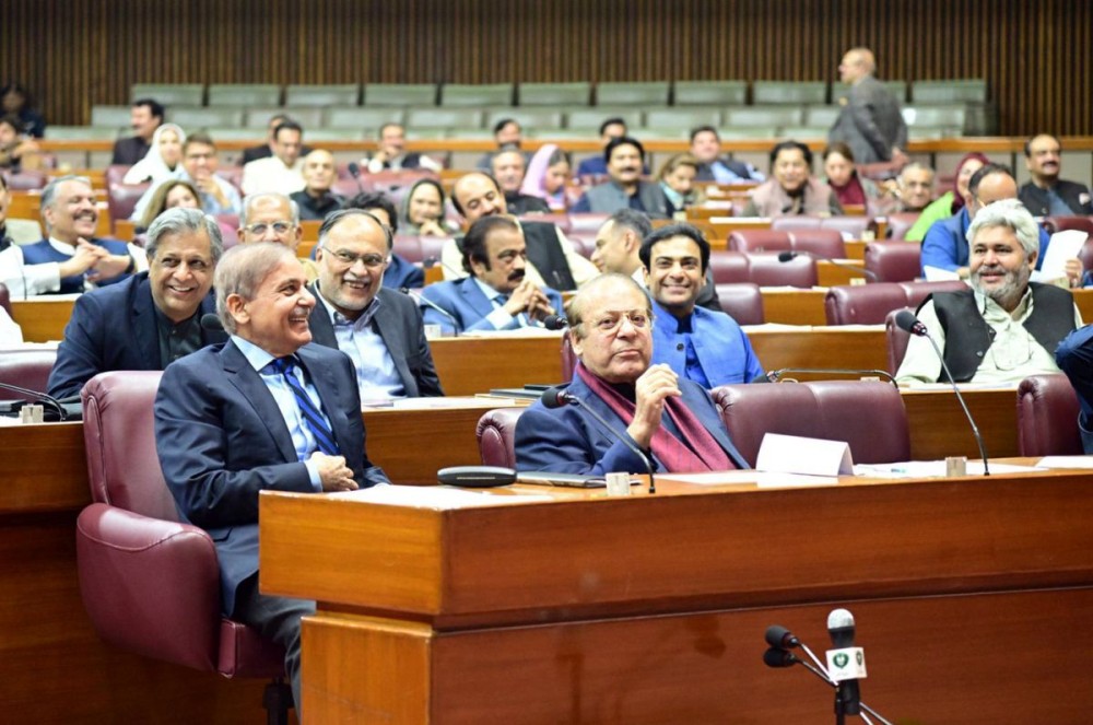 Islamabad: Pakistan Prime Minister Shehbaz Sharif with former Prime Minister Nawaz Sharif during the Pakistan National Assembly in Islamabad on Monday, October 21, 2024. (Photo: IANS)