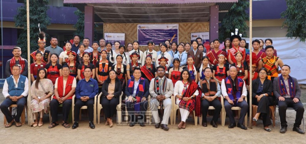 CSR Regional Lead of LIC Housing Finance Ltd, Abhinav Das with officials and students, during the inauguration programme of the upgraded Multi Skill Lab at GHSS Diphupar ‘A’, Chümoukedima on November 17. (DIPR Photo)