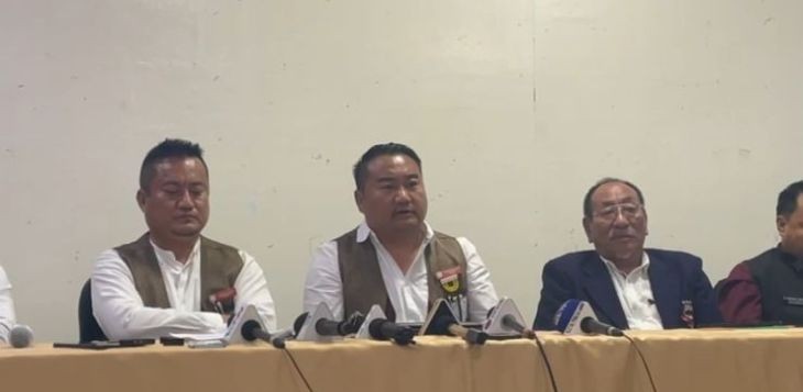 DUCCF President Zasivikho Zakiesato and NCD president GK Rengma and others at the press conference in Dimapur on November 24. (Morung Photo)