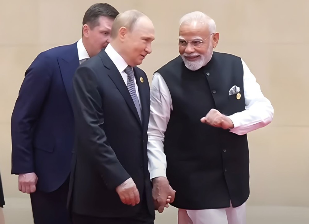 Prime Minister Narendra Modi in a conversation with Russian President Vladimir Putin on the sidelines of the Shanghai Cooperation Organisation (SCO) Summit in Tianjin, China, Monday, September 01, 2025. (IANS/PMO)