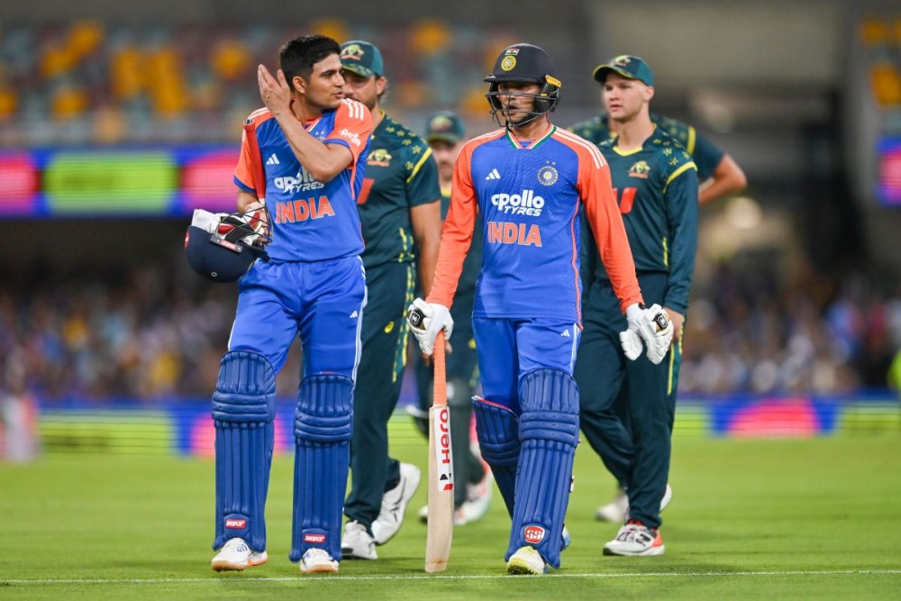 Brisbane: India’s Shubman Gill and Abhishek Sharma walk off the field after rain disrupts play during the 5th T20I match between India and Australia at The Gabba in Brisbane on Saturday, November 8, 2025. (Photo: IANS)