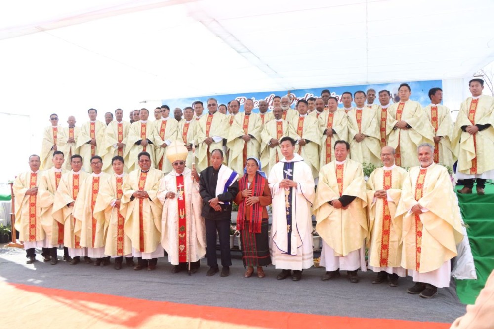 Rev Dr James Thoppil, Bishop of Kohima Diocese, James Chomithung Ezung and others during the ordination programme held in Longsa on December 29.
