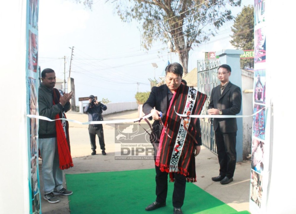 Mokokchung ADC, Atsungba Walling inaugurating the Gandhi Slip Bazaar on January 20. (DIPR Photo)