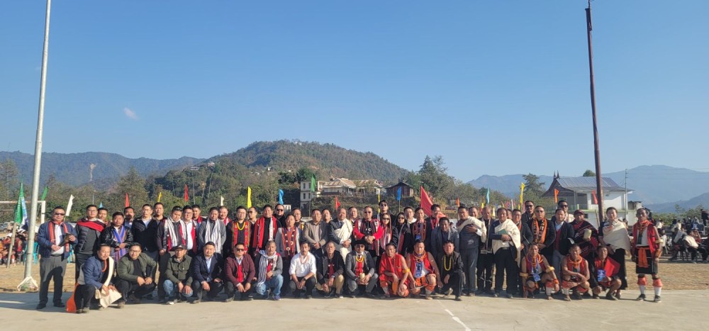 Dignitaries with others during PYS cultural day-cum- Sühkrühnyie at Phüsachodü on January 27. (Morung Photo)