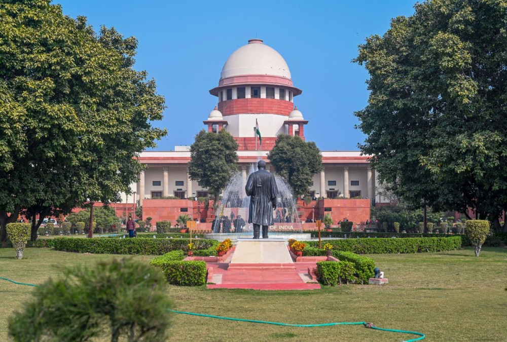 New Delhi: A general view of the Supreme Court of India standing tall under a clear sky, in New Delhi, Monday, January 05, 2025. (Photo: IANS/Deepak Kumar)