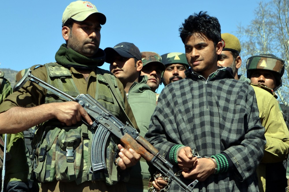 Mohammad Sadiq Gujjar, 17 - an alleged Pakistani suicide bomber of the Jaish-e-Muhammad (JeM) outfit, who was arrested by security forces  in Baramulla district in Jammu and Kashmir on Feb 25, 2016. (IANS File Photo)