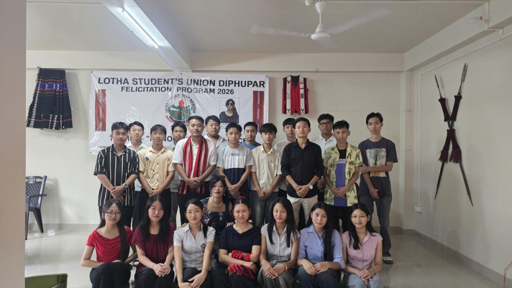 Lolano Patton, along with the officials of LSUD and students during the felicitation programme held at Diphupar Lotha Community Ki in Dimapur on May 16.