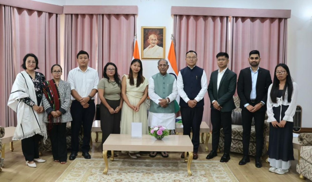 Governor of Nagaland, Kishore Yadav with the media delegation from Nagaland, comprising seven journalists and led by P Sophie, Head of Office, PIB & CBC, Kohima at Lok Bhavan on May 20. (Photo Courtesy: PIB Kohima)