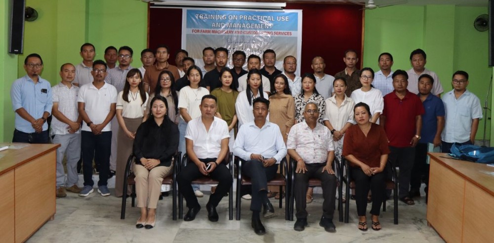 Bodevi Shuya, Director SAMETI & Principal IETC, Dr Arbind Kumar Verma, Professor & HoD Department of Agricultural Engineering NU, SAS, Medziphema with SAMETI officials and participants.
