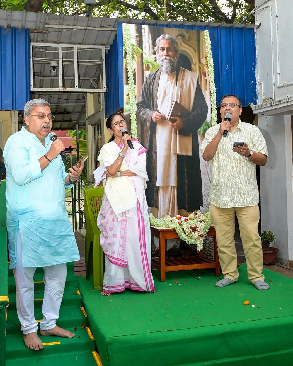 Former West Bengal Chief Minister Mamata Banerjee speaks to the gathering after paying tribute to Nobel laureate Rabindranath Tagore on the occasion of Rabindra Jayanti, in Kolkata, West Bengal on Saturday, May 9, 2026. (Photo: IANS/AITC)
