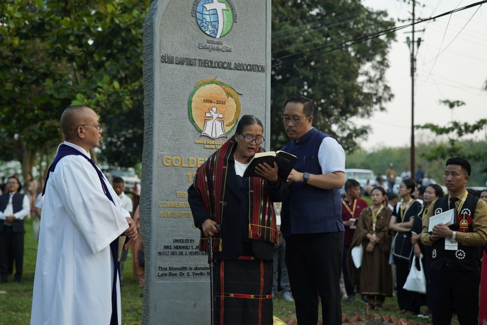 Hekhuli Y Zhimo inaugurates the SBTA Jubilee Monolith at TTC in Dimapur on May 15. (Morung Photo)
