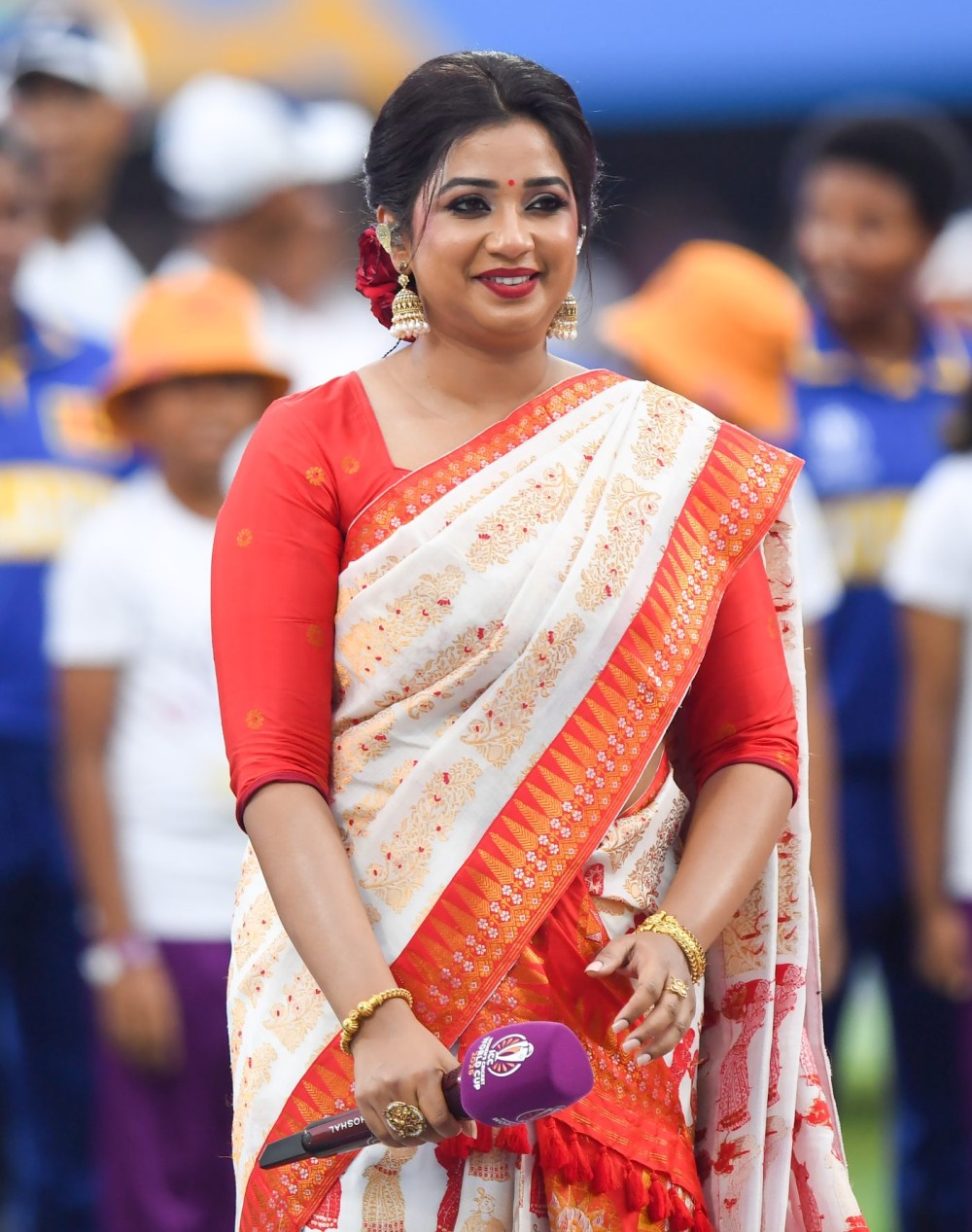 Guwahati: Singer Shreya Ghoshal performs ahead of the ICC Women's World Cup match between India and Sri Lanka at Barsapara Stadium in Guwahati on Tuesday, September 30, 2025. (Photo: IANS)