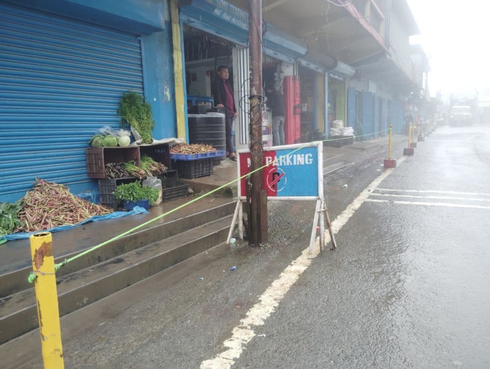 A view of the barricade being put up in Zunheboto Town on June 14. (Morung Photo)