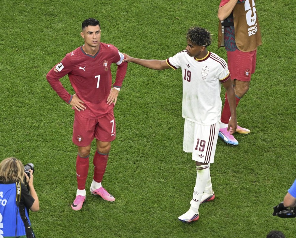 Dallas: Lamine Yamal (R) of Spain greets Cristiano Ronaldo of Portugal after the round of 16 match between Spain and Portugal at the 2026 FIFA World Cup at Dallas Stadium in Dallas, the United States, July 6, 2026. (Photo: Xinhua via IANS)