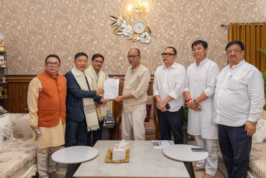 Manipur, Meghalaya CMs discuss inter-state cooperation. (IANS Photo)